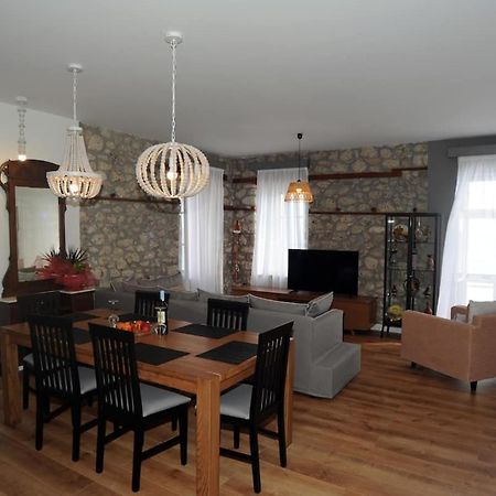 Crecian Water Front Apartment Aigeira Exterior foto