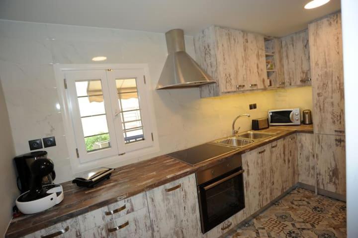 Crecian Water Front Apartment Aigeira Exterior foto