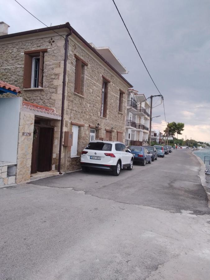 Crecian Water Front Apartment Aigeira Exterior foto